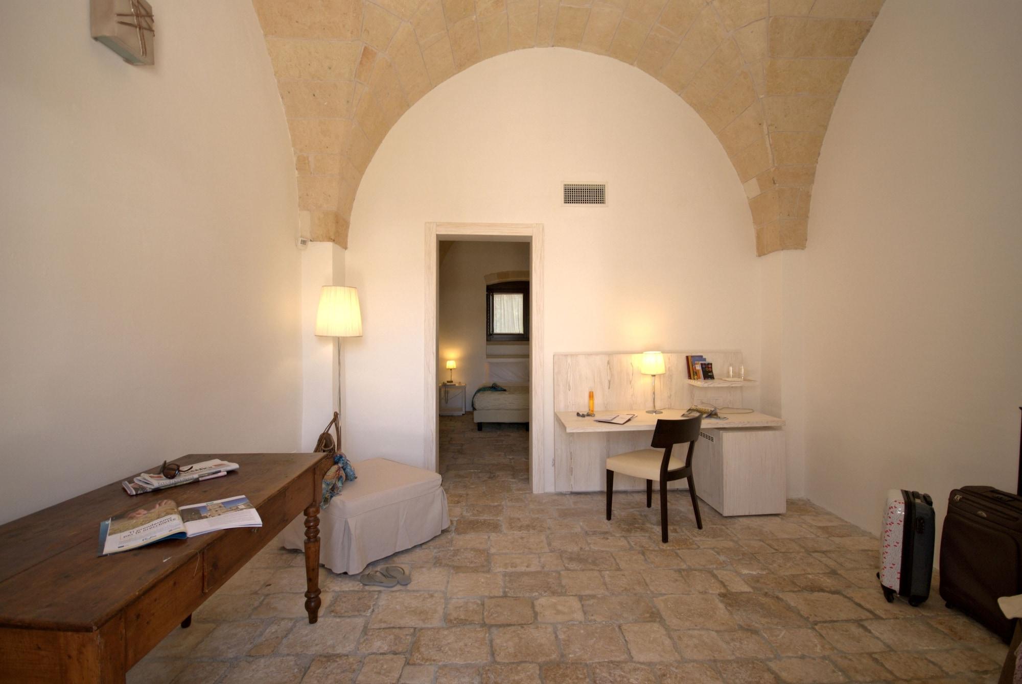 Masseria Corda Di Lana Hotel & Resort Torre Lapillo Exterior foto