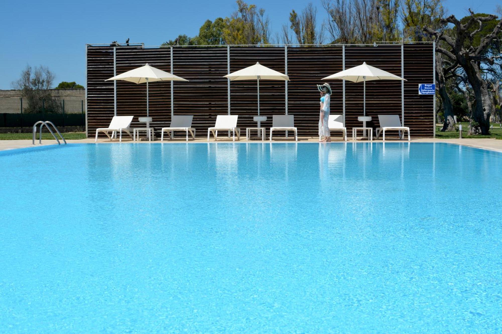 Masseria Corda Di Lana Hotel & Resort Torre Lapillo Exterior foto